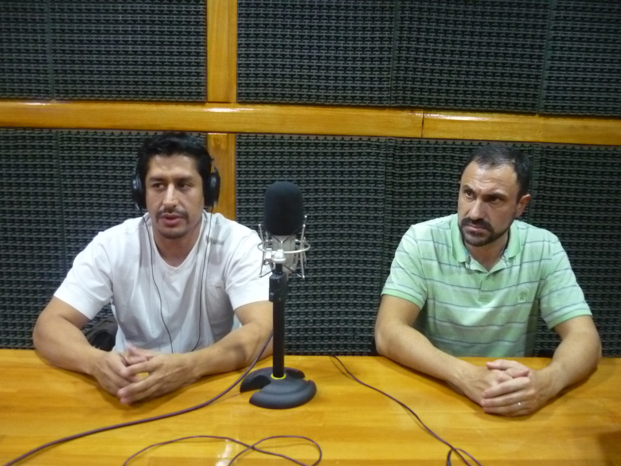 Ing. Agustín Cardozo, Secretario de la Cámara Metal Mecánica y el Ing. Paulo Gea,  coordinador de Pro Huerta del INTA en la Provincia de Tierra del Fuego.