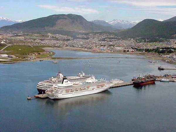 Nación invertirá más de 900 millones de pesos en infraestructura portuaria para potenciar el crucerismo en Ushuaia y Madryn.