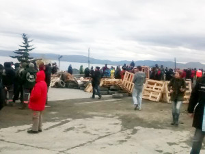 “Esto es muy grave. Era un lugar peligrosísimo, el tema era la provisión de combustible y fue resuelto por la fuerza. El Estado no dio ninguna garantía para ver qué derecho prevalece sobre otro”, remarcó