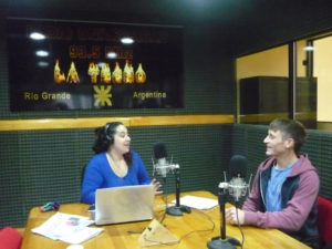 El ciclista Franco Grini visitó los estudios de Radio Universidad (93.5)