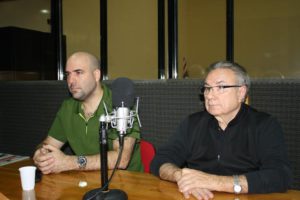 El Ingeniero Marcelo González Fircoli junto al Decano de la Facultad Regional Río Grande, Mario Félix Ferreyra.