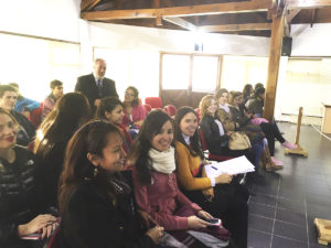 Alumnos de la carrera de abogacía de la UCES presenciaron una audiencia pública.