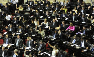 El próximo 10 de mayo, en la comisión de comercio de la Cámara de Diputados, se realizará un debate sobre la industria fueguina, con la participación de actores de los distintos sectores interesados, pero también de asociaciones ajenas a la provincia y al régimen.