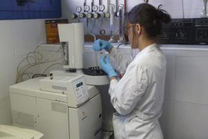 La UTN ofrece cursos de Cromatografía en fase gaseosa y Mandos Electroneumáticos.
