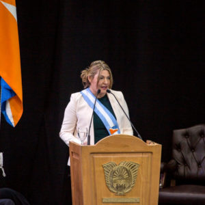 La gobernadora Rosana Bertone encabeza la nutrida comitiva que junto a los legisladores participarán del Comité de Descolonización de las Naciones Unidas (ONU), en Nueva York.