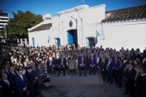 El acto central contó con la presencia de la vicepresidente de la Nación en ejercicio de la presidencia, Gabriela Michetti; el presidente provisional del Senado, Federico Pinedo; el presidente de la Cámara de Diputados, Emilio Monzó y el gobernador de Tucumán, Juan Luis Manzur.