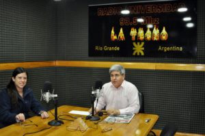 La Diputada del Frente para la Victoria, Ana Carol, visitó los estudios de Radio Universidad (93.5 MHZ).