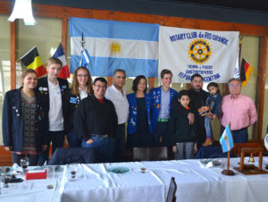 Del acto rotario participaron además alumnos de intercambio de países europeos.