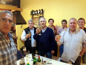 Los amigos del ingeniero Héctor García Neder compartieron una hermosa velada por su cumpleaños.