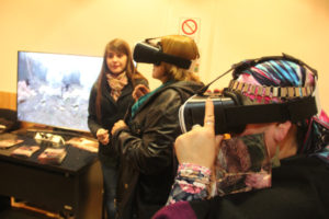 El intendente Melella encabezó la inauguración de la experiencia virtual.