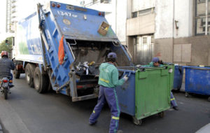 Por primera vez dos empresas netamente fueguinas compraron los pliegos para presentarse a compulsar por el servicio de residuos domiciliarios en Río Grande.