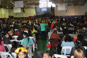 Se desarrolló el tradicional ‘Bingo del Día de la Madre’.