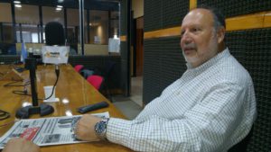 El secretario Académico del Rectorado nacional de la UTN, ingeniero Rudy Grether, visitó los estudios de Radio Universidad (93.5 MHZ).