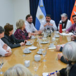 Vuoto y secretarios se reunieron con los antiguos pobladores