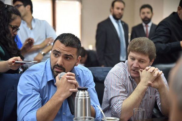 Los intendentes Walter Vuoto y Gustavo Melella realizaron una férrea defensa de las autonomías municipales ante el pedido de declaración de certeza presentado ante el Superior Tribunal por el Impuesto Inmobiliario para que defina la potestad del cobro del mismo.