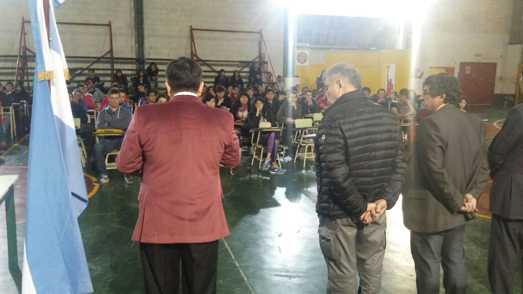 El Decano de la Facultad Regional Río Grande, Ingeniero Mario Félix Ferreyra, encabezó este lunes la apertura del ciclo lectivo 2017.