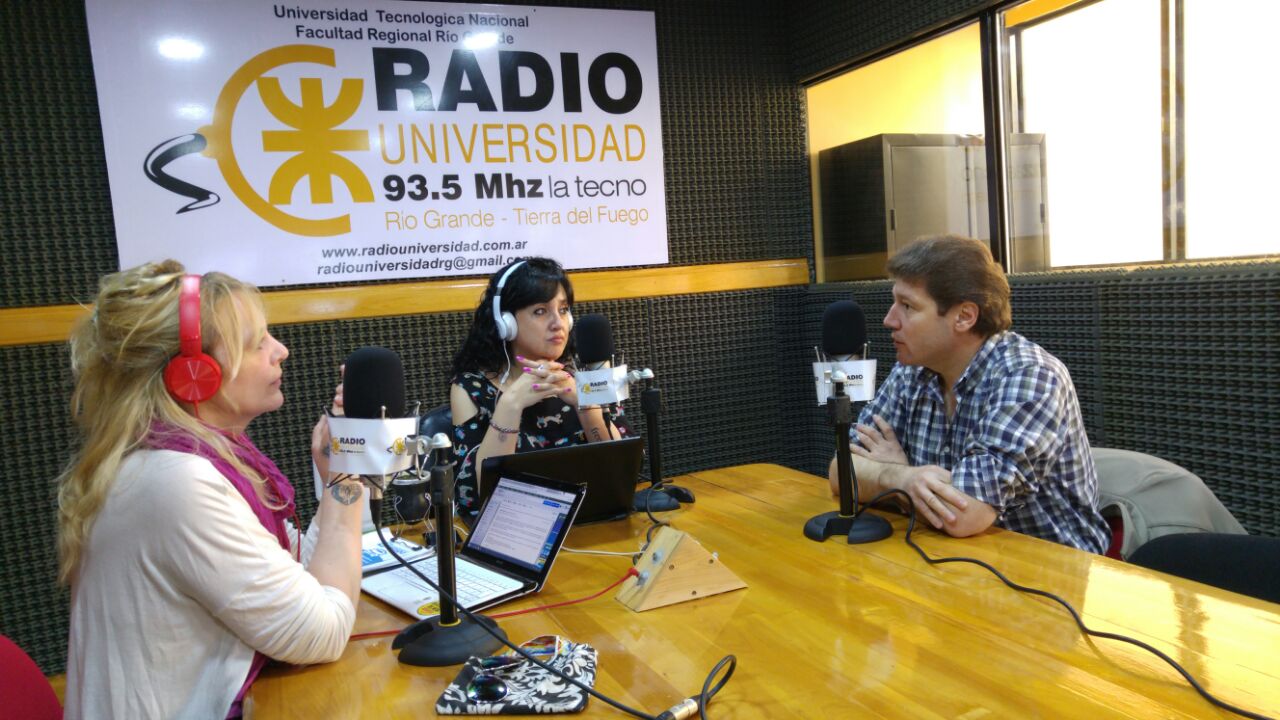 Radio Universidad ha sumado a su espacio, la difusión de las actividades municipales con ‘Somos Río Grande’ conducido por Gabriela Bersier y Lorena Uribe