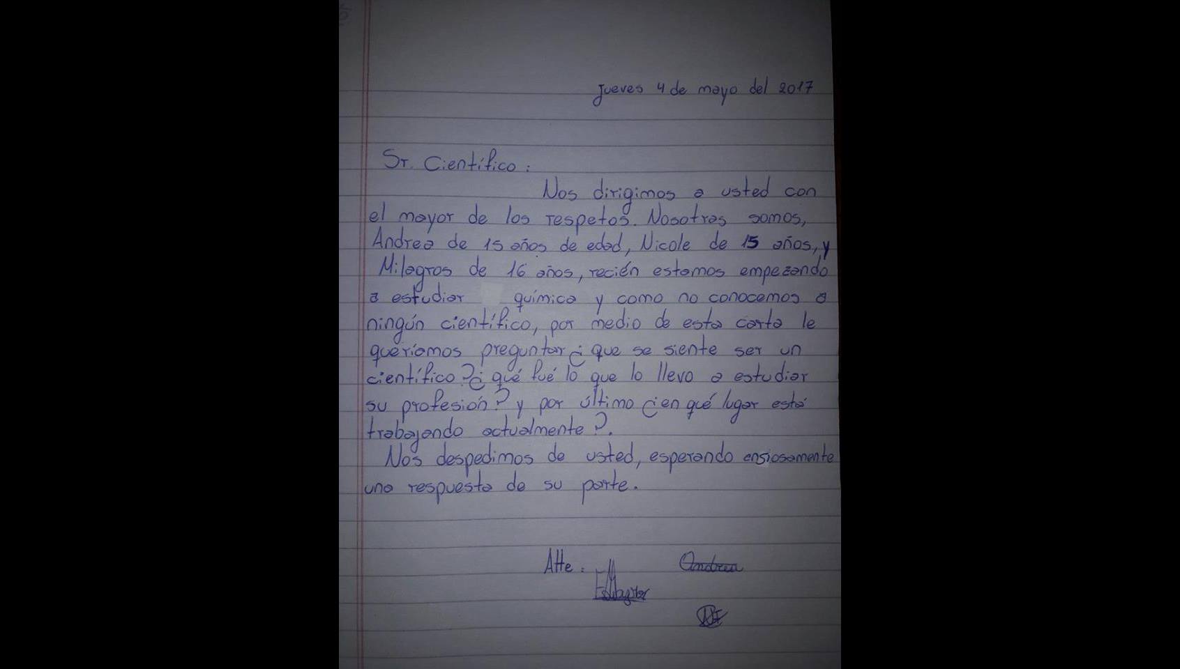 Algunas cartas de los estudiantes. Foto: gentileza Marina García.
