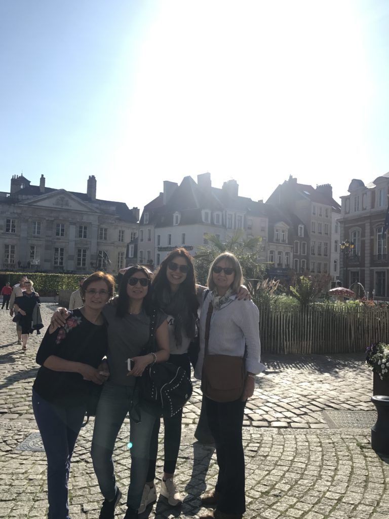 De izquierda a derecha Mercedes Leiva, Lilianette Lopez, Marilina Henninger, Carolina Schauman, en la Villa Medieval de Boulogne-sur-Mer