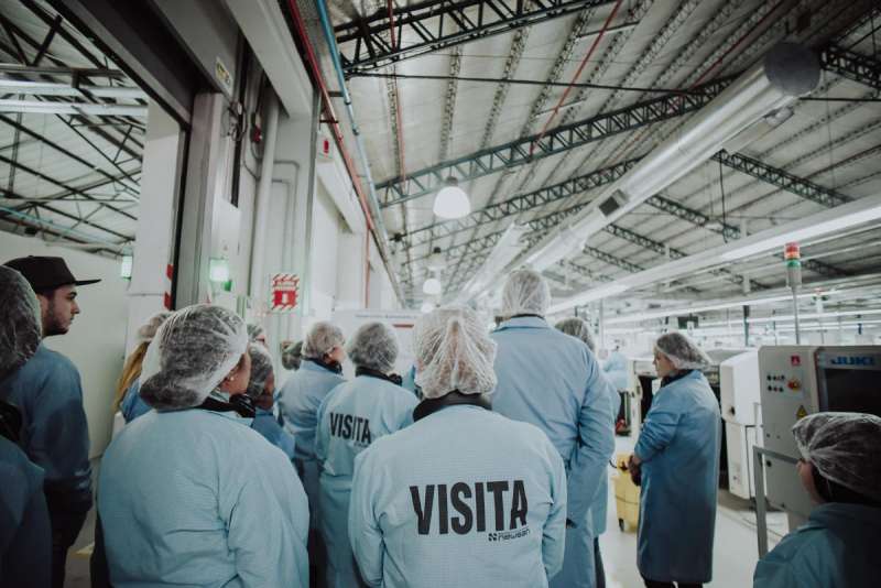 Más de 700 personas visitaron las plantas durante el primer año.