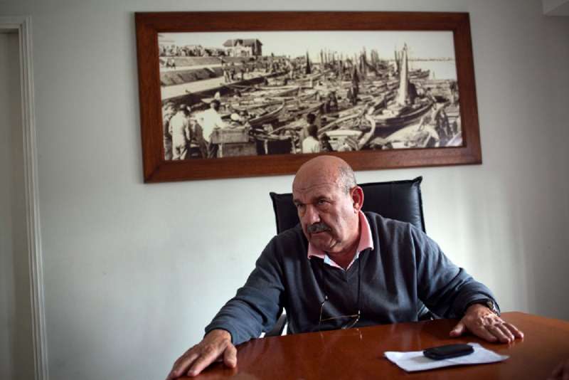 El Capitán Mario Galano del Centro de Patrones y Oficiales Fluviales, de Pesca y de Cabotaje Marítimo en Mar del Plata, quien está participando del Sexto Taller de Operatoria Marítima impulsado por la Facultad Regional Río Grande de la Universidad Tecnológica Nacional, se refirió a las potencialidades de la pesca en Tierra del Fuego, especialmente la actividad acuífera en la zona de Almanza.