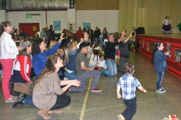 El Día de la Tradición se vivió a pleno en la EADEB