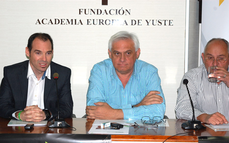 La presidencia de la red quedó a cargo de Daniel Martín-Pena, director de la radio-televisión de la Universidad de Extremadura y presidente de la Asociación de Radios Universitarias de España (ARU); en tanto que el Director de Medios de la UNDAV y vicepresidente de la Asociación de Radios de las Universidades Públicas Argentinas (ARUNA), Mario Giorgi, fue elegido como vicepresidente de la agrupación internacional.
