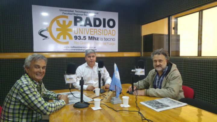 Alejandro Rozitchner, filósofo, escritor y asesor del Presidente Mauricio Macri, visitó los estudios de Radio Universidad (93.5) en el marco de las charlas denominadas “Positividad Inteligente”.