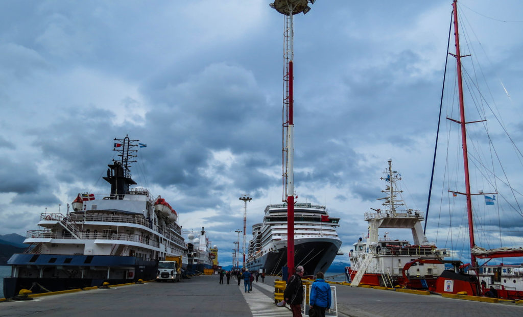 Fin de semana largo: unos 10 mil turistas llegaron a Ushuaia a bordo de cruceros