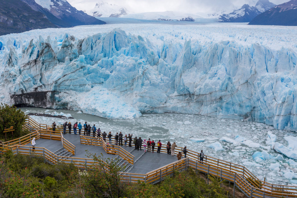 El Calafate busca alcanzar los 450 mil turistas por temporada.