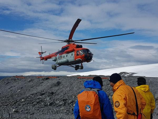 Funcionarios del Gobierno provincial visitaron las bases antárticas