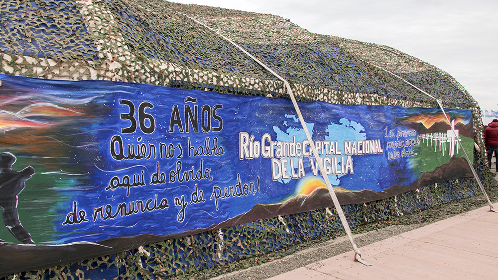 Se inauguró la Carpa de la Dignidad y comenzó la semana de Malvinas.