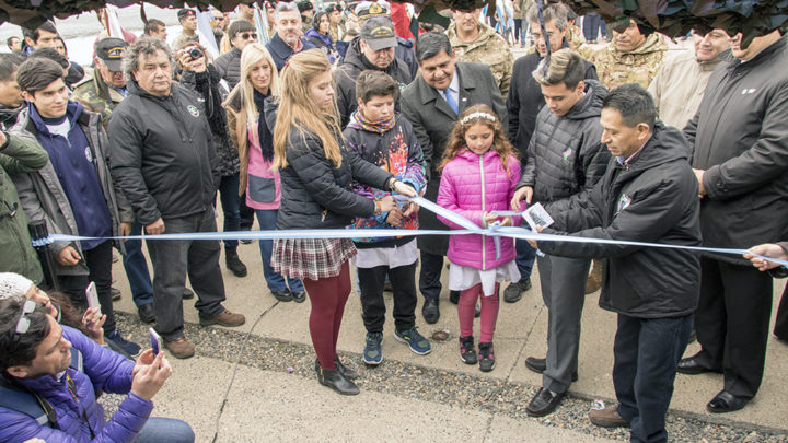 Se inauguró la Carpa de la Dignidad y comenzó la semana de Malvinas.