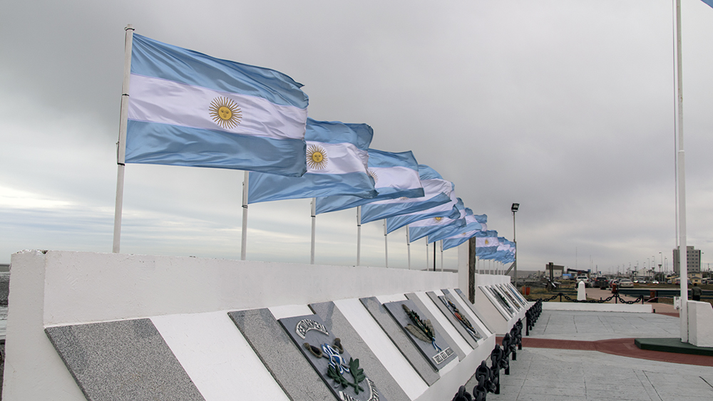 Se inauguró la Carpa de la Dignidad y comenzó la semana de Malvinas.