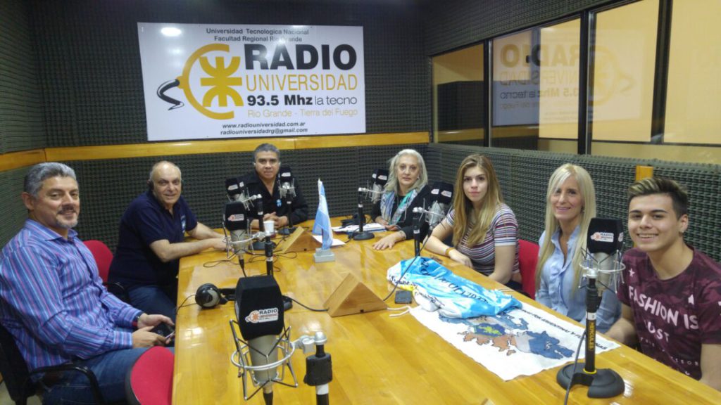 Tres fueguinos participarán de la Maratón Malvinas. Contaron sus experiencias en el programa ‘Misión Malvinas’ que se emite por Radio Universidad (93.5MHZ).