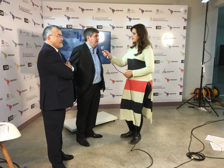 Francisco Tamarit, coordinador general de la #CRES2018, y Pedro Henríquez Guajardo, director del Instituto Internacional de la Unesco para la Educación Superior en América Latina y el Caribe, dan la bienvenida a esta Tercera Conferencia Regional.