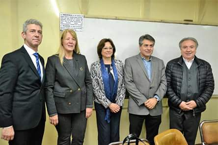 Cabe recordar que en la víspera, Margarita Stolbizer y la doctora María del Carmen Battaini ofrecieron una disertación de acceso a la justicia. En la imagen, las nombradas junto al Dr. Ernesto Löffler, el ingeniero Mario Félix Ferreyra y el Dr. Gastón O’Donnell, Rector de la UCES.