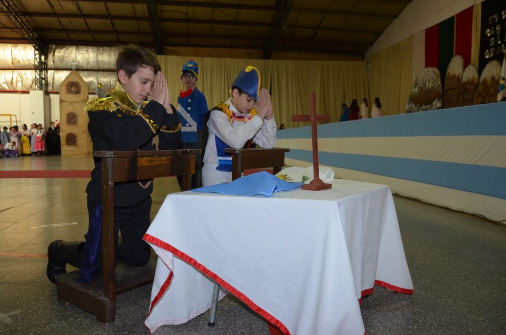 La UTN y la Fundatec homenajearon al Libertador con una placa