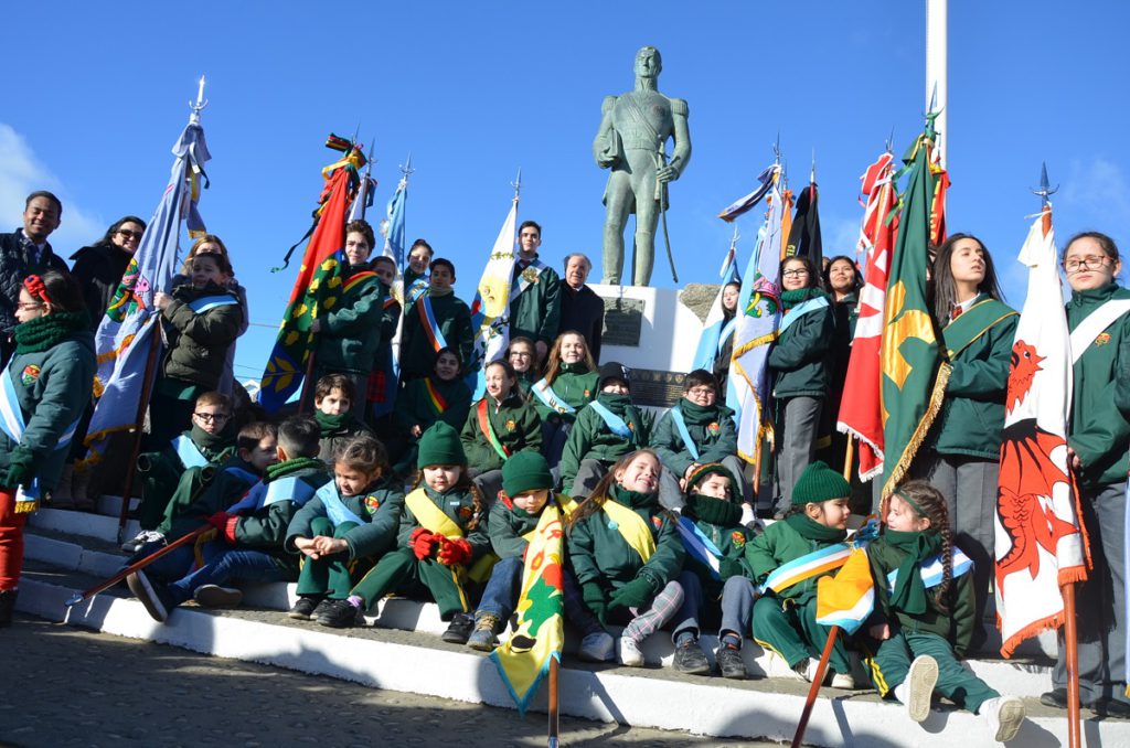 La UTN y la Fundatec homenajearon al Libertador con una placa