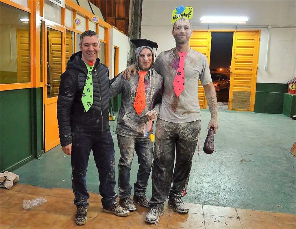 Los ingenieros Químicos, Flavio Gragnolati junto a Emiliano Ricciuti, y Juan Natanael Farina