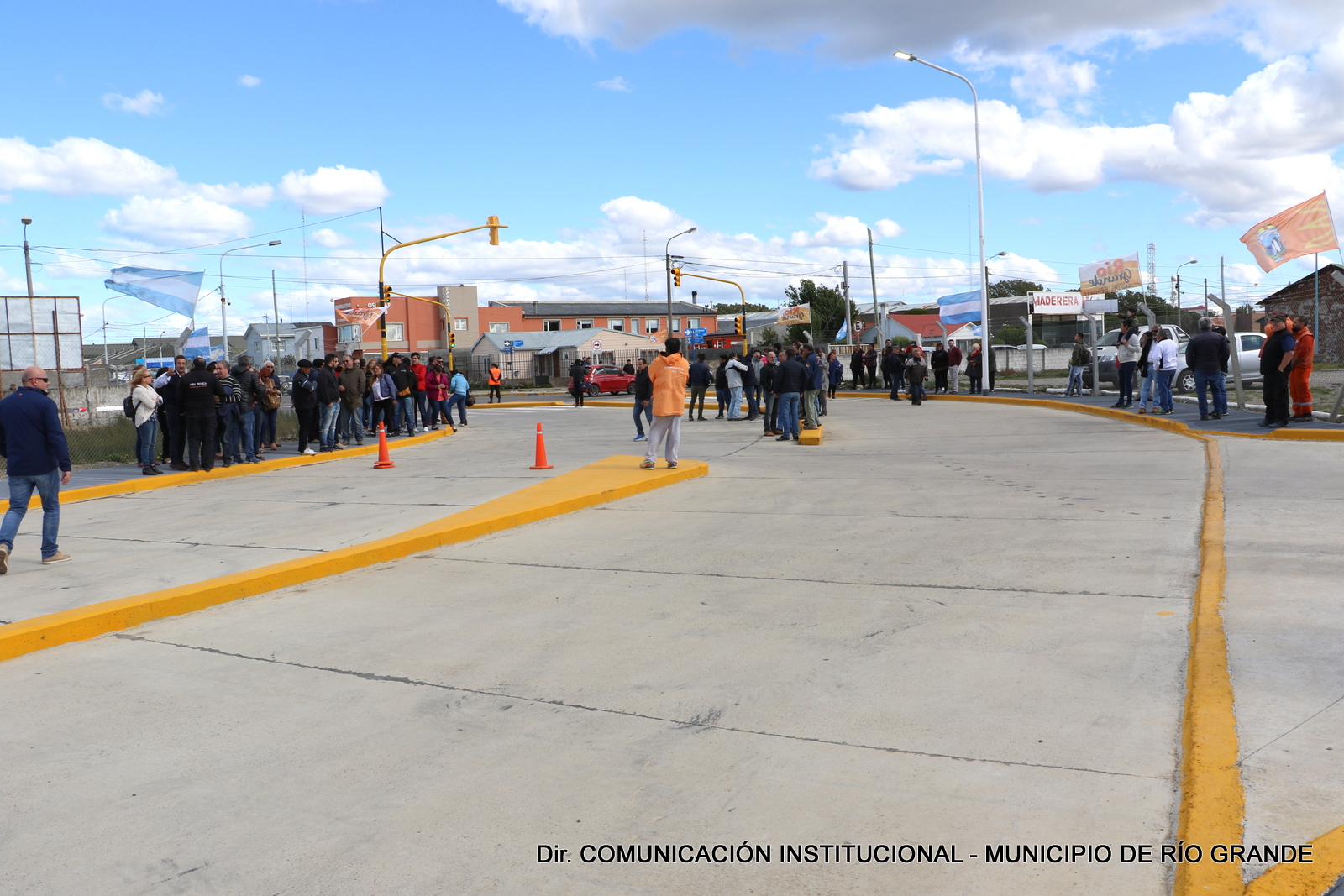 Melella inauguró la apertura de la calle Submarino ARA San Juan.