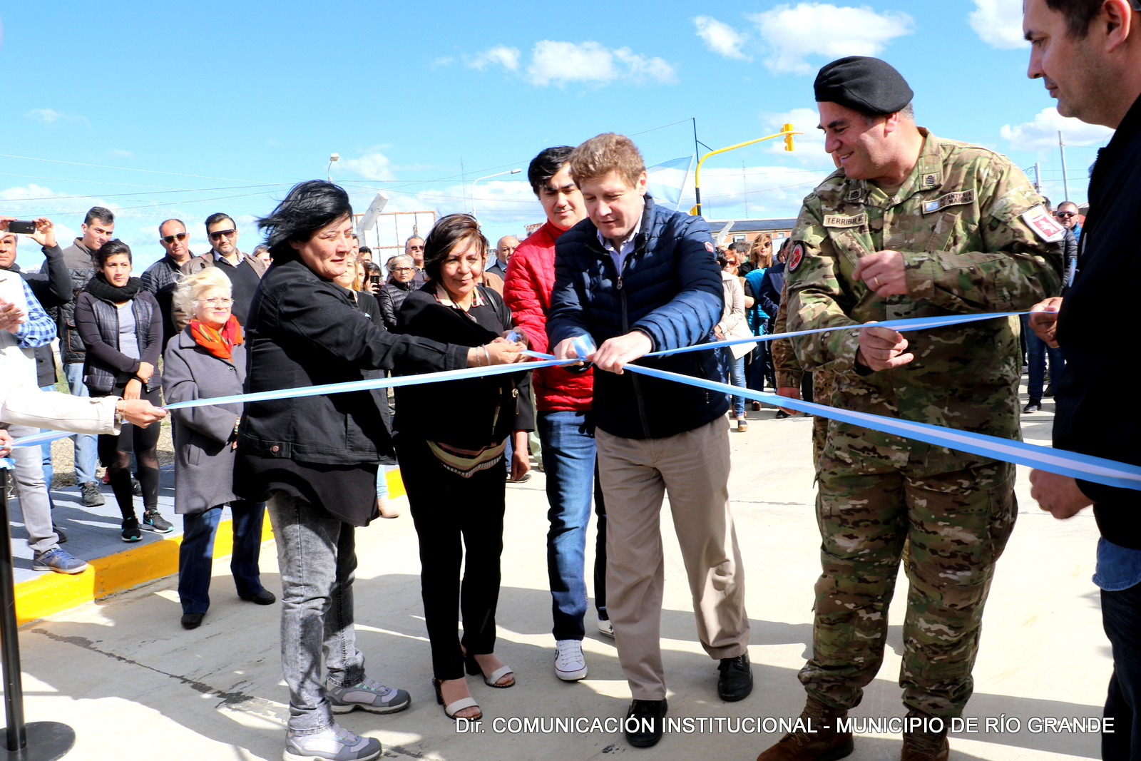 Melella inauguró la apertura de la calle Submarino ARA San Juan.