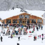 Cerro Castor inaugura la temporada con un spa con piscina cubierta