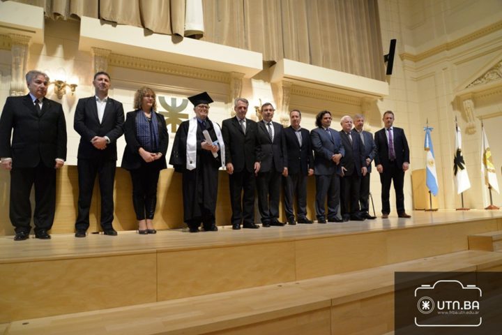 A propuesta del Ingeniero Mario Ferreyra –Decano de la UTN local e integrante del Rectorado nacional- conjuntamente con la Secretaría de Ciencia y Tecnología de la UTN, a cargo del Doctor Horacio Leone, se otorgó el Título de ‘Doctor Honoris Causa’ al Doctor Conrado Franco Varotto, quien fuera máxima autoridad de la Comisión Nacional de Actividades Espaciales –CONAE-, habiéndose desempeñado como Director Ejecutivo desde la fundación de la misma, hasta el año 2018.