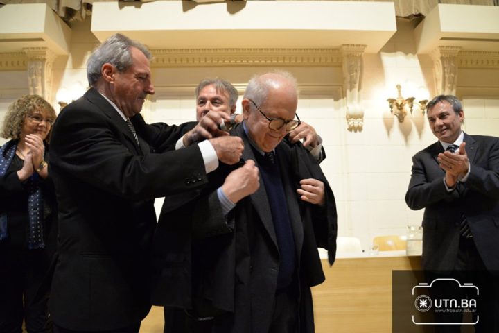 A propuesta del Ingeniero Mario Ferreyra –Decano de la UTN local e integrante del Rectorado nacional- conjuntamente con la Secretaría de Ciencia y Tecnología de la UTN, a cargo del Doctor Horacio Leone, se otorgó el Título de ‘Doctor Honoris Causa’ al Doctor Conrado Franco Varotto, quien fuera máxima autoridad de la Comisión Nacional de Actividades Espaciales –CONAE-, habiéndose desempeñado como Director Ejecutivo desde la fundación de la misma, hasta el año 2018.