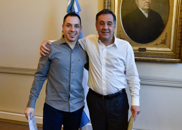 Pablo junto al Ministro de Educación de la Nación, Alejandro Finocchiario.