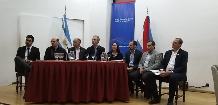 Un prestigioso panel encabezó la apertura del V Encuentro de la Red Internacional de Radios Universitarias.