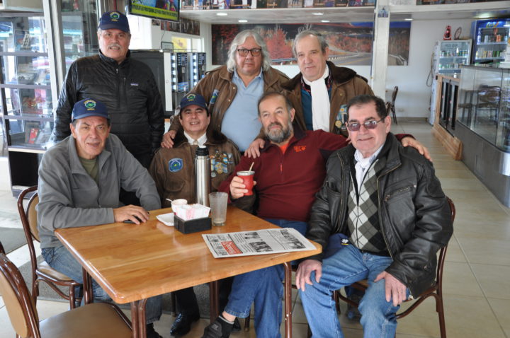 Sin la presencia del intendente Claudio Queno, la comunidad de Tolhuin, acompañada por autoridades locales, provinciales y nacionales, civiles y militares, conmemoró el cuadragésimo séptimo aniversario de la colocación de la piedra fundamental.