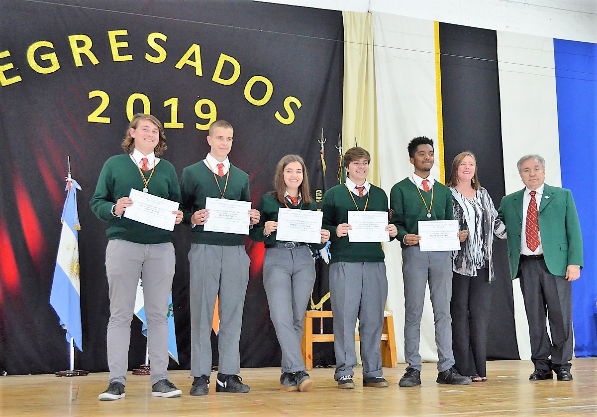 El CIERG graduó a 77 alumnos