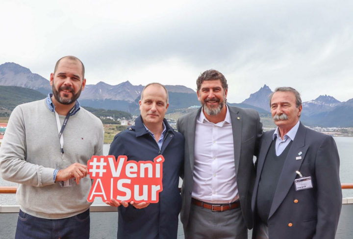 “Después de tener la visita del ‘Magnífica’, la empresa (dueña del buque) ha ratificado al Puerto de Ushuaia como puerto de recalada, lo cual nos pone muy contentos porque este tipo de cruceros van a seguir llegando en las próximas temporadas”, resaltó Murcia.